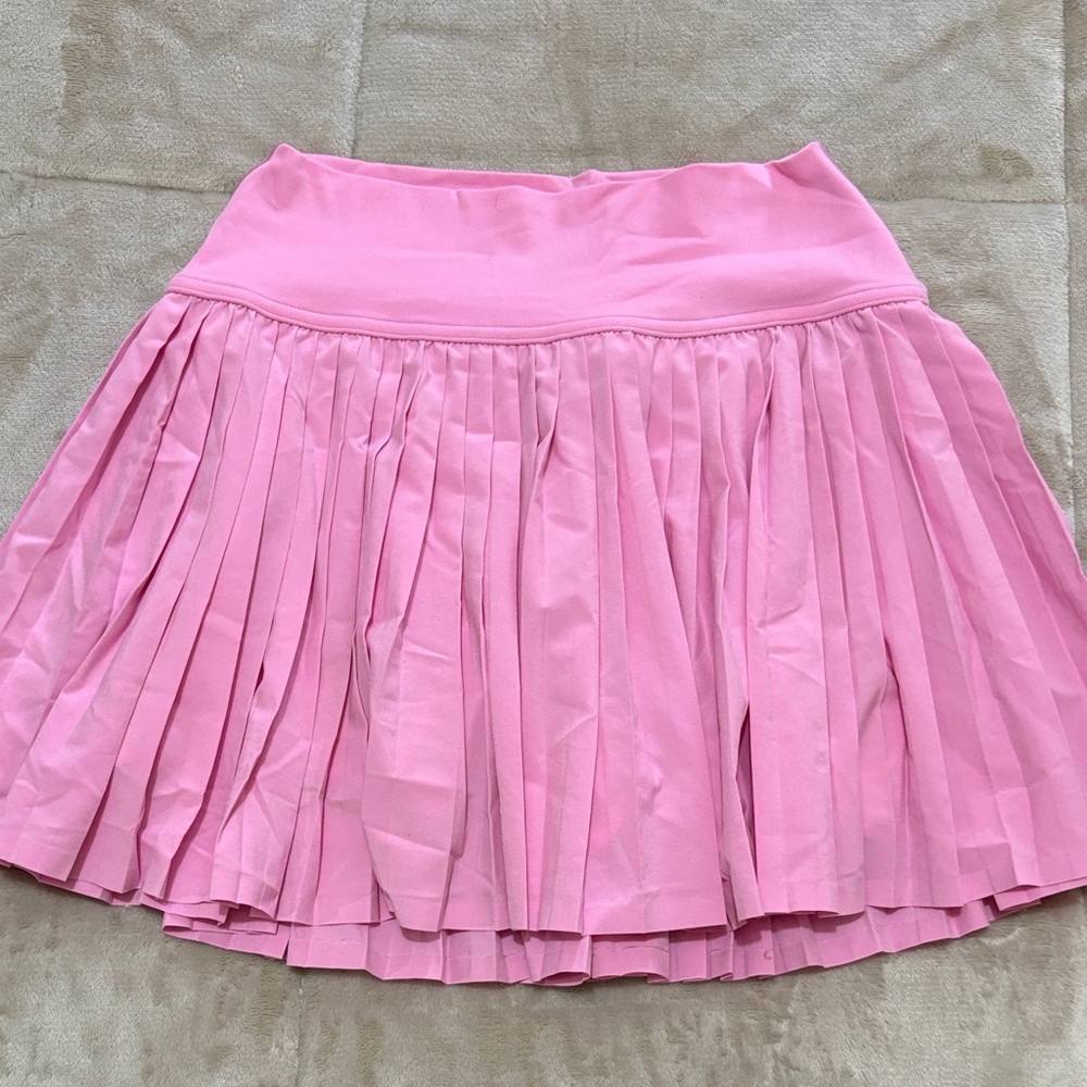 Chic Pink Pleated Mini Skirt